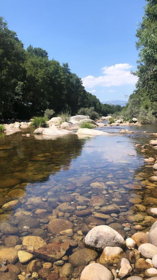 Penzion Casa Sierra De Gredos Navasequilla Exteriér fotografie