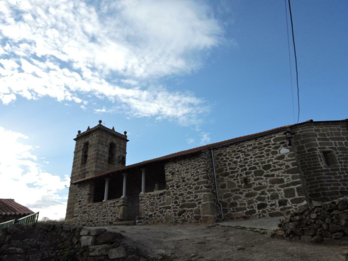 Penzion Casa Sierra De Gredos Navasequilla Exteriér fotografie